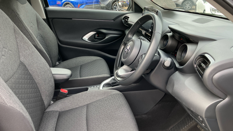 Toyota Yaris Cross 1.5 Hybrid Icon 5dr CVT Hybrid Estate